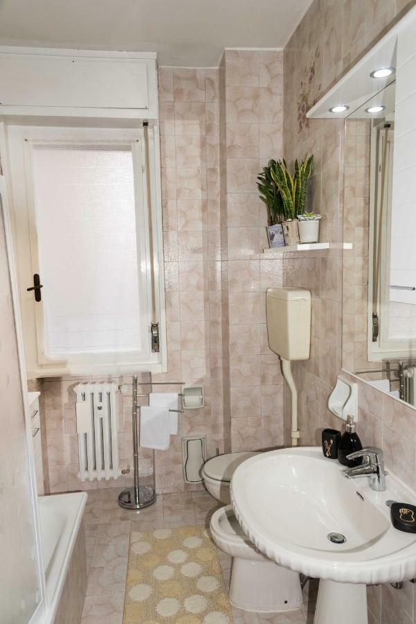 Gabrielli Rooms & Apartments - Fiera Верона Экстерьер фото